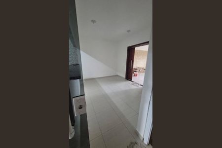Sala de casa para alugar com 3 quartos, 115m² em Vila Aurea (Vicente de Carvalho), Guarujá