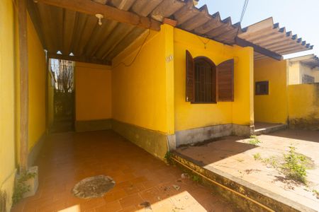 Garagem de casa à venda com 4 quartos, 268m² em Campo Grande, Rio de Janeiro