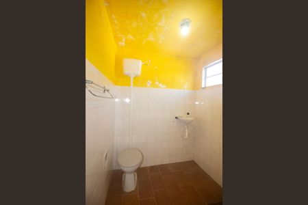 Banheiro social 3 de casa à venda com 4 quartos, 268m² em Campo Grande, Rio de Janeiro