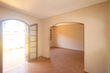 Sala de casa à venda com 4 quartos, 268m² em Campo Grande, Rio de Janeiro