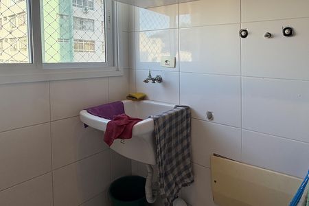 Apartamento para alugar com 58m², 2 quartos e 1 vagaCozinha e Área de Serviço