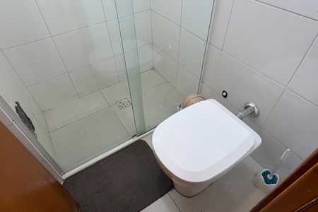 Banheiro de apartamento para alugar com 2 quartos, 58m² em Garagem, Santos