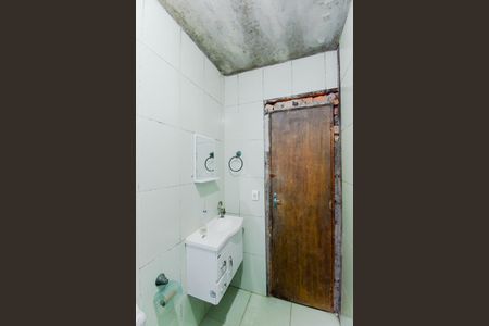 Banheiro de apartamento para alugar com 3 quartos, 60m² em Vila Paraiso, Guarulhos