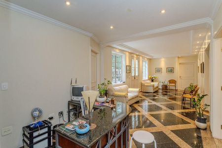 Casa à venda com 8 quartos, 565m² em Ibirapuera, São Paulo