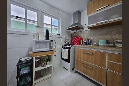 Casa à venda com 165m², 4 quartos e 3 vagas