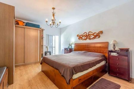 Casa à venda com 3 quartos, 250m² em Jardim Londrina, São Paulo