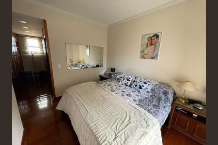 Apartamento à venda com 4 quartos, 200m² em Gutierrez, Belo Horizonte