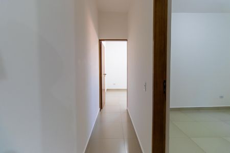 Corredor de casa para alugar com 2 quartos, 45m² em Centro, Cotia