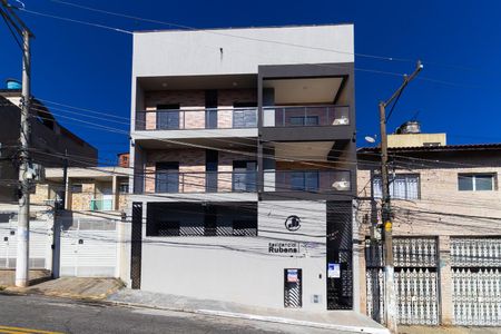 Apartamento para alugar com 51m², 2 quartos e sem vaga Apartamento para alugar com 51m², 2 quartos e sem vagaFachada