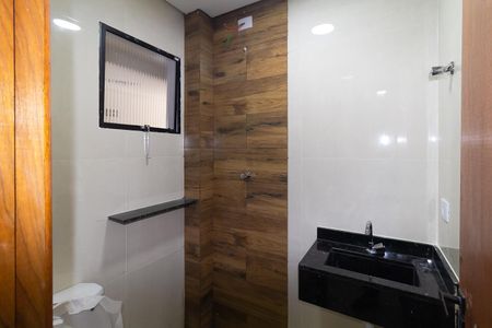 Apartamento para alugar com 51m², 2 quartos e sem vaga Apartamento para alugar com 51m², 2 quartos e sem vagaBanheiro social