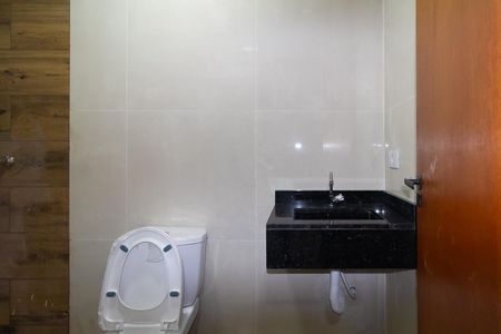 Apartamento para alugar com 51m², 2 quartos e sem vaga Apartamento para alugar com 51m², 2 quartos e sem vagaBanheiro da Suíte