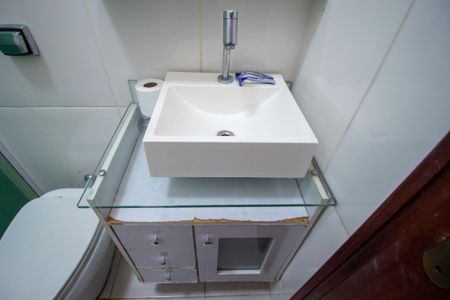 Banheiro  de casa para alugar com 1 quarto, 60m² em Jardim Simus, Sorocaba