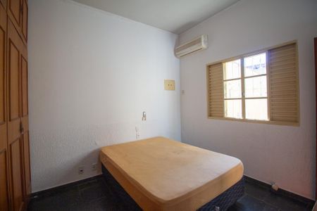 Sala de casa para alugar com 1 quarto, 60m² em Jardim Simus, Sorocaba