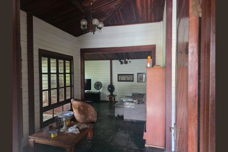 Casa de Condomínio à venda com 3 quartos, 1300m² em Chácaras Alpina, Valinhos