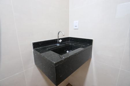 Apartamento para alugar com 54m², 2 quartos e sem vagaBanheiro da Suíte