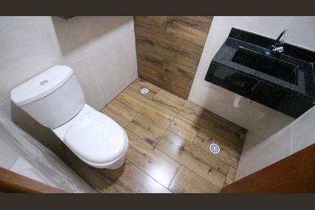 Apartamento para alugar com 50m², 2 quartos e sem vaga Apartamento para alugar com 50m², 2 quartos e sem vagaBanheiro social