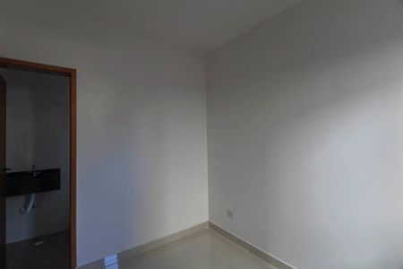 Suíte de apartamento para alugar com 2 quartos, 57m² em Jardim Caguassu, São Paulo