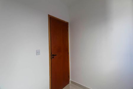 Quarto de apartamento para alugar com 2 quartos, 57m² em Jardim Caguassu, São Paulo