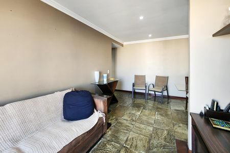 Apartamento para alugar com 80m², 2 quartos e 1 vagaSala 