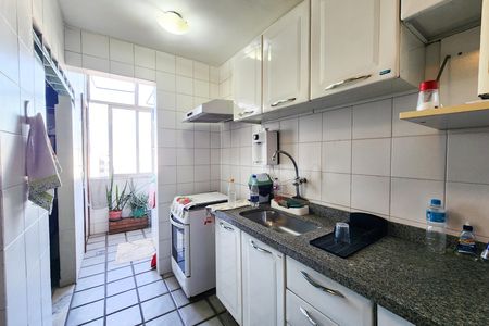 Apartamento para alugar com 80m², 2 quartos e 1 vagaCozinha 