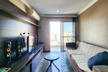 Sala  de apartamento para alugar com 2 quartos, 80m² em Vila Isabel, Rio de Janeiro