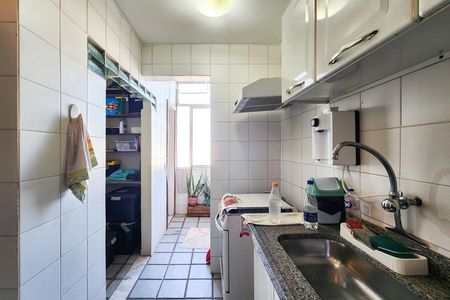 Apartamento para alugar com 80m², 2 quartos e 1 vagaCozinha 