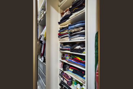 Closet da suíte 2 de apartamento à venda com 2 quartos, 102m² em Tijuca, Rio de Janeiro
