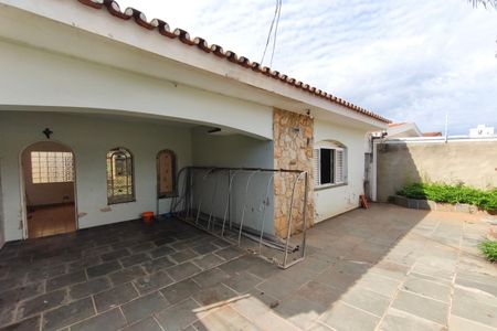 Quintal - Garagem de casa à venda com 2 quartos, 150m² em Vila Proost de Souza, Campinas