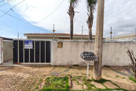 Fachada de casa à venda com 2 quartos, 150m² em Vila Proost de Souza, Campinas