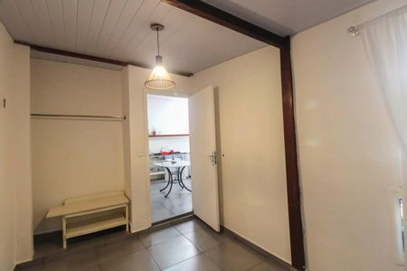 Casa para alugar com 37m², 1 quarto e sem vaga Casa para alugar com 37m², 1 quarto e sem vagaQuarto