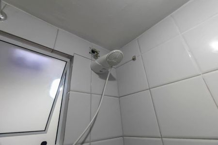 Banheiro de casa para alugar com 1 quarto, 37m² em Vila Alpina, São Paulo