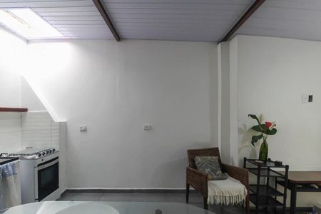 Casa para alugar com 37m², 1 quarto e sem vaga Casa para alugar com 37m², 1 quarto e sem vagaSala/Cozinha