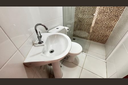 Apartamento à venda com 40m², 2 quartos e 1 vaga Apartamento à venda com 40m², 2 quartos e 1 vagaBanheiro