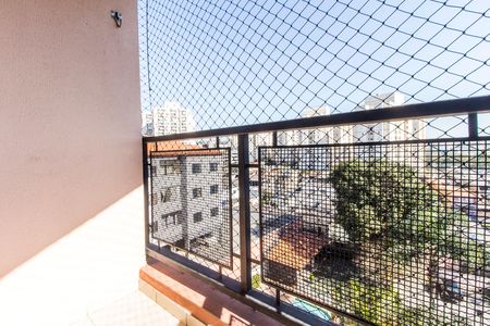 Varanda de apartamento para alugar com 1 quarto, 61m² em Jardim Tupanci, Barueri