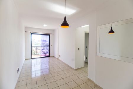 Apartamento para alugar com 1 quarto, 61m² em Jardim Tupanci, Barueri