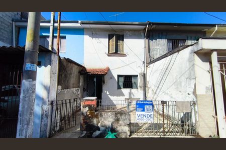 Fachada + Plaquinha de casa à venda com 2 quartos, 100m² em Ipiranga, São Paulo