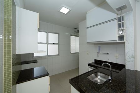 Apartamento à venda com 3 quartos, 97m² em Grajaú, Belo Horizonte