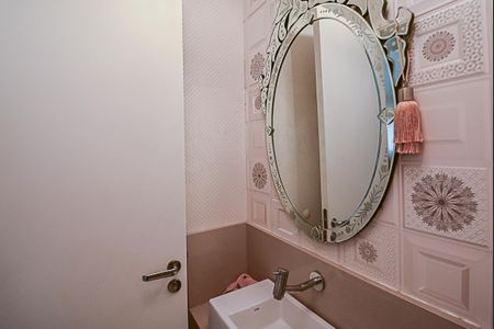 Apartamento para alugar com 156m², 3 quartos e 3 vagasLavabo