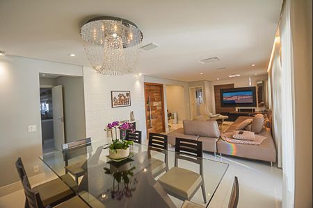 Apartamento para alugar com 156m², 3 quartos e 3 vagasSala