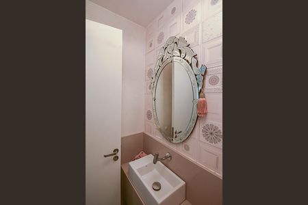 Apartamento para alugar com 156m², 3 quartos e 3 vagasLavabo