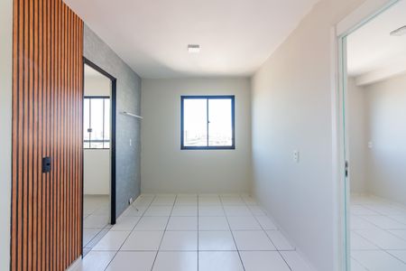 Sala de apartamento para alugar com 2 quartos, 36m² em Bonfim, Osasco
