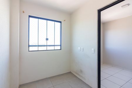 Quarto 2 de apartamento para alugar com 2 quartos, 36m² em Bonfim, Osasco