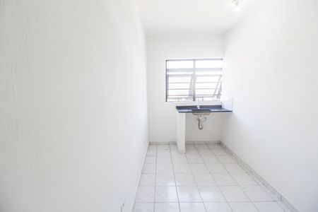 Cozinha de kitnet/studio para alugar com 1 quarto, 30m² em Jardim Silveira, Barueri
