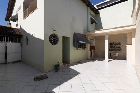 Área externa de casa à venda com 3 quartos, 175m² em Campo Grande, Rio de Janeiro