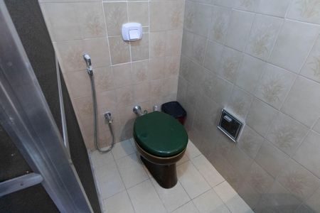 Casa à venda com 175m², 3 quartos e 3 vagas Casa à venda com 175m², 3 quartos e 3 vagasBanheiro do Quarto 1