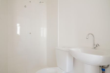 Banheiro de kitnet/studio à venda com 1 quarto, 16m² em Tatuapé, São Paulo