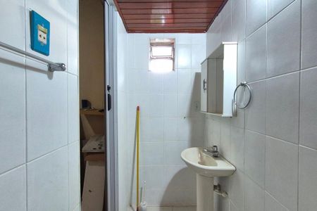 Casa à venda com 110m², 4 quartos e 2 vagas Casa à venda com 110m², 4 quartos e 2 vagasBanheiro de serviço