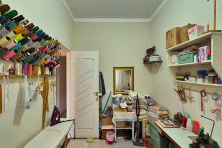 Casa à venda com 110m², 4 quartos e 2 vagas Casa à venda com 110m², 4 quartos e 2 vagasQuarto 2