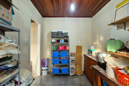 Casa à venda com 110m², 4 quartos e 2 vagas Casa à venda com 110m², 4 quartos e 2 vagasCozinha