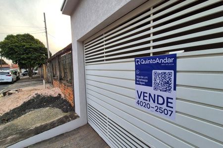 Casa à venda com 110m², 4 quartos e 2 vagas Casa à venda com 110m², 4 quartos e 2 vagasPlaca Instalada